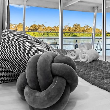 Murray River Queen Hotel Renmark Eksteriør billede