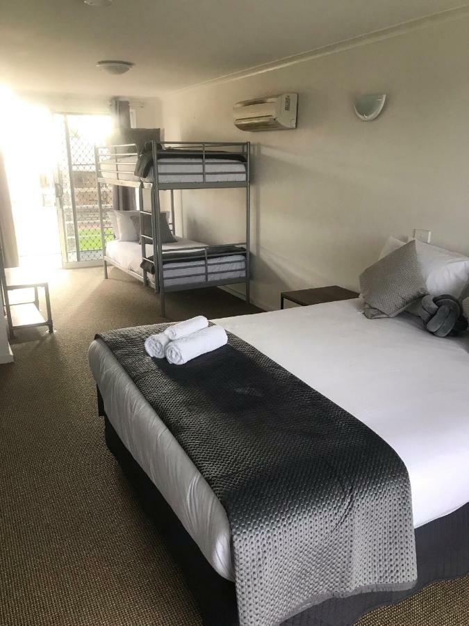 Murray River Queen Hotel Renmark Eksteriør billede